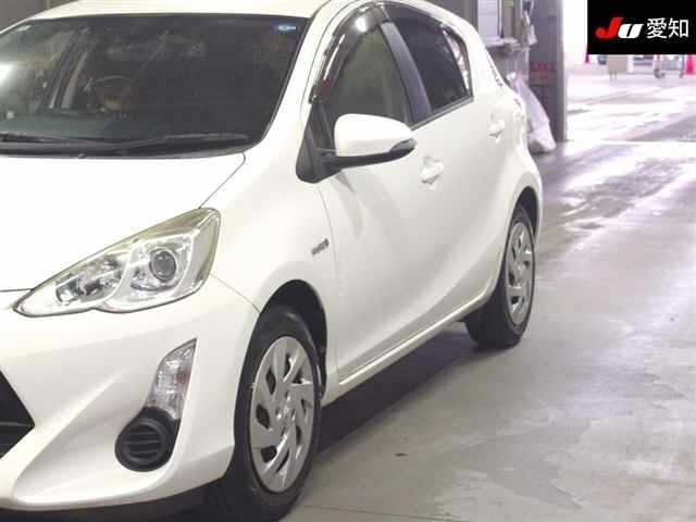 Toyota AQUA 2016 8260829-7
