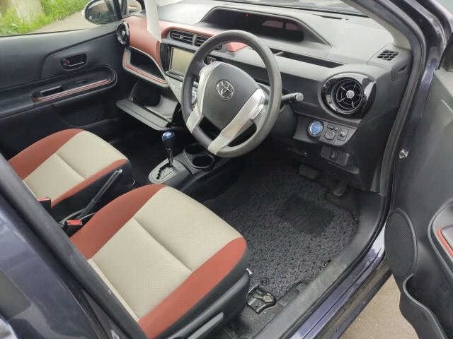 Toyota AQUA 2015 8260844-3