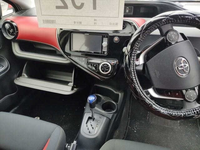 Toyota AQUA 2017 8260849-6