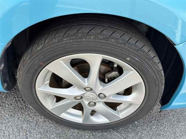 Toyota AQUA 2012 8260857-9