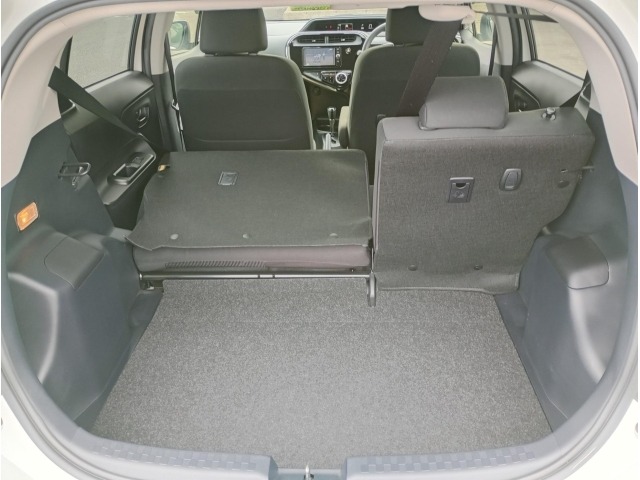 Toyota AQUA 2018 8260890-13