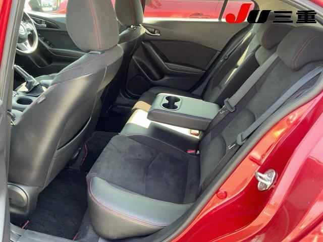 Mazda AXELA 2015 8258301-10