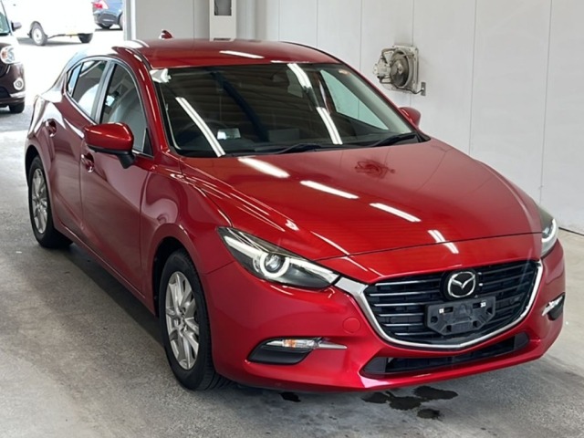 Mazda AXELA 2017 8258323-4