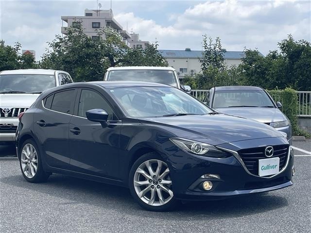 Mazda AXELA 2015 8258403-0