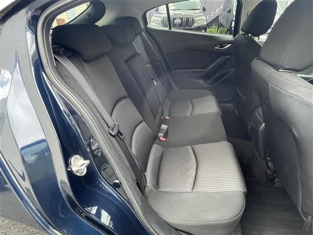 Mazda AXELA 2015 8258403-11