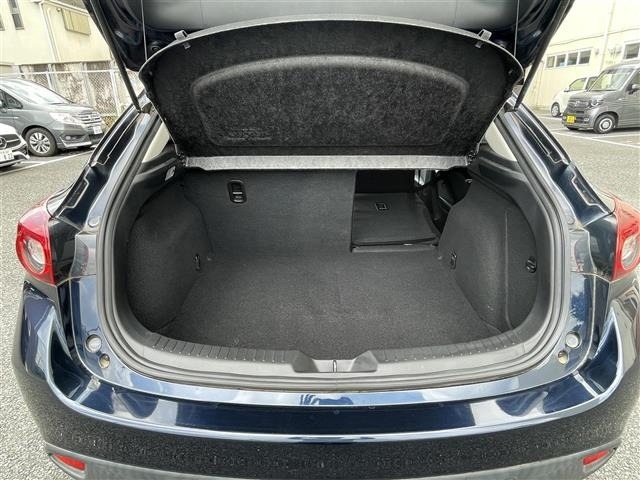 Mazda AXELA 2015 8258403-12