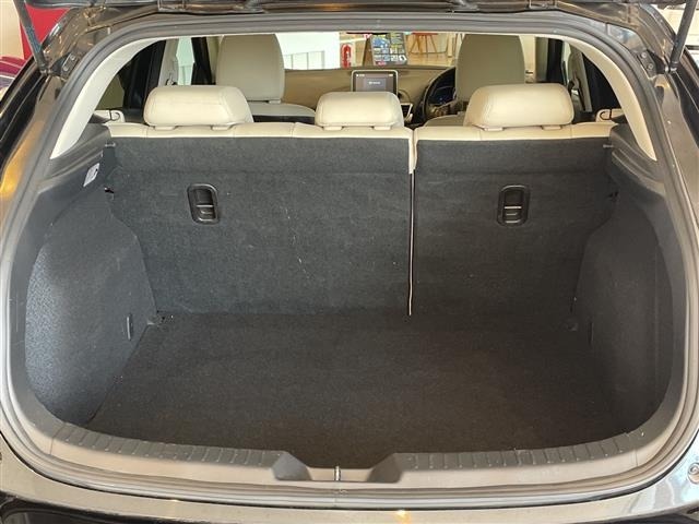 Mazda AXELA 2015 8258406-12
