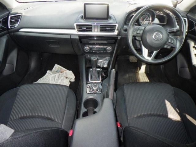Mazda AXELA 2015 8258417-3