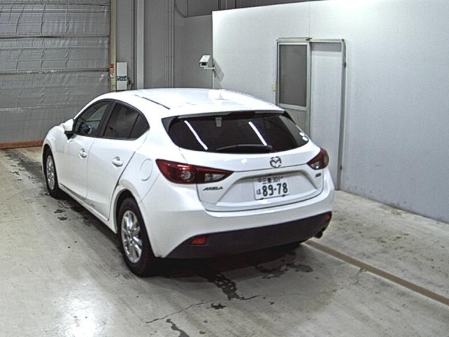 Mazda AXELA 2016 8258421-1