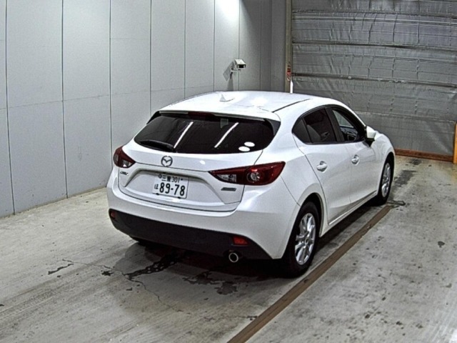 Mazda AXELA 2016 8258421-5