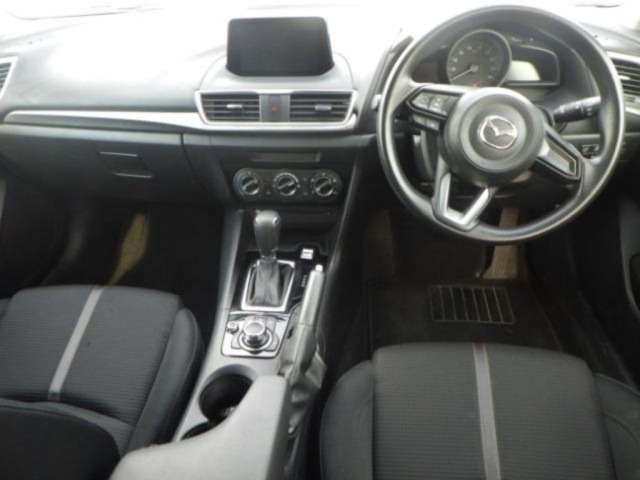 Mazda AXELA 2018 8258466-3