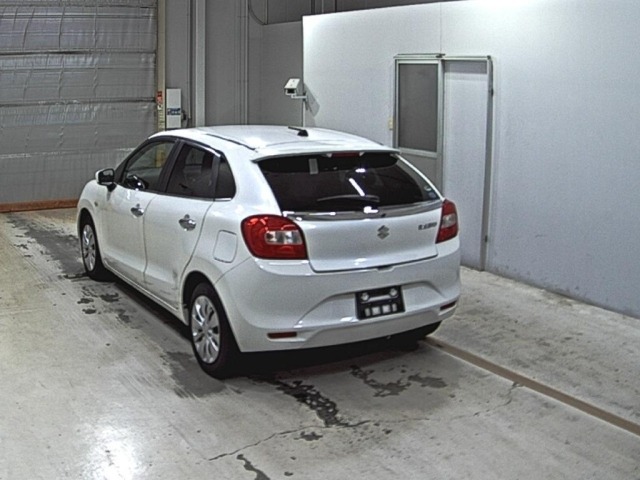 Suzuki BALENO 2016 8266508-1