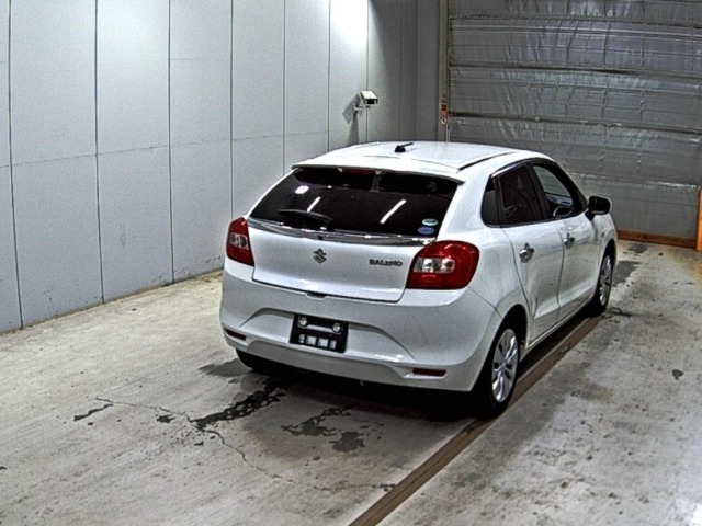 Suzuki BALENO 2016 8266508-5