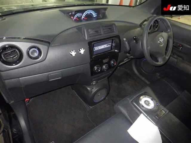 Toyota BB 2013 8263325-3