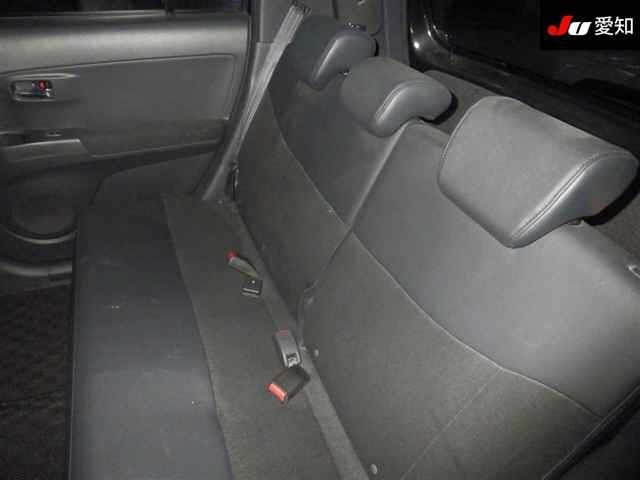 Toyota BB 2013 8263325-4