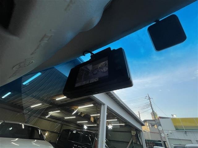 Toyota BB 2004 8263334-8