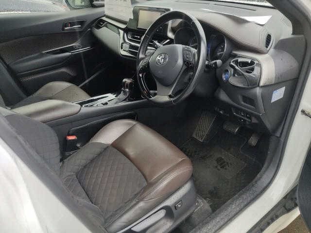 Toyota C-HR 2017 8264291-3