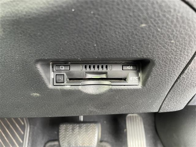 Toyota C-HR 2018 8264580-4