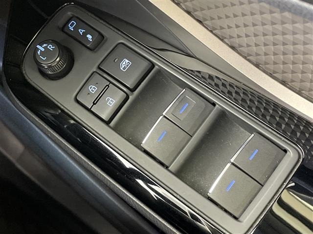 Toyota C-HR 2020 8264601-4
