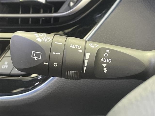 Toyota C-HR 2018 8264640-8