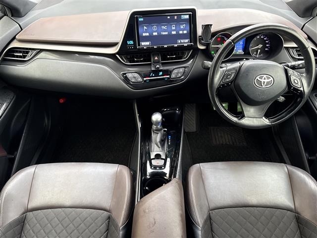 Toyota C-HR 2017 8264641-14