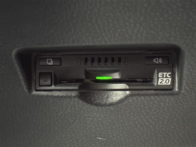 Toyota C-HR 2017 8264641-18