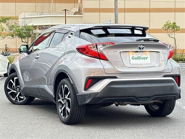 Toyota C-HR 2017 8264643-4
