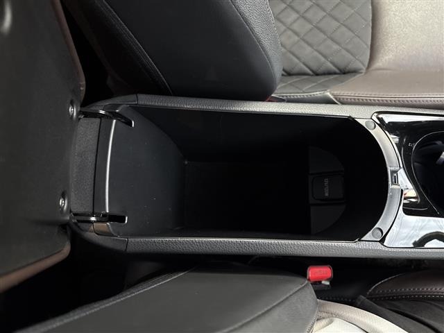 Toyota C-HR 2017 8264643-8