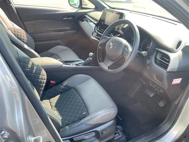 Toyota C-HR 2023 8264645-20