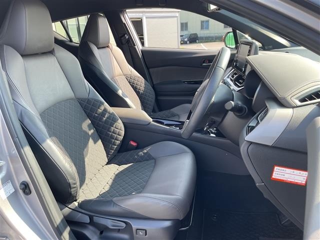 Toyota C-HR 2023 8264645-22