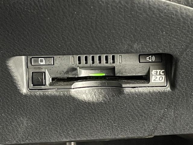 Toyota C-HR 2022 8264648-3