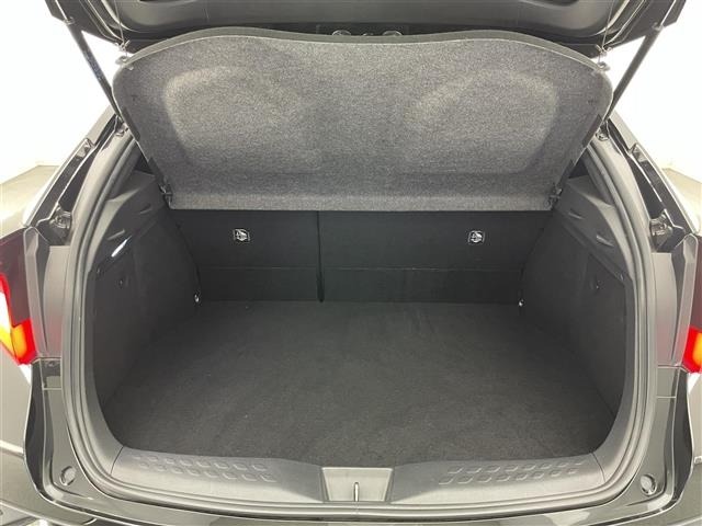 Toyota C-HR 2022 8264648-6