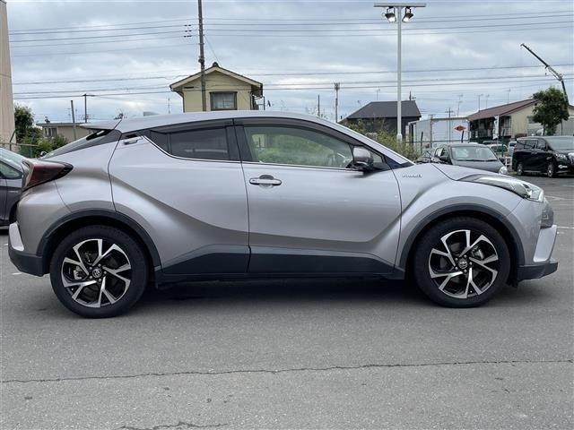 Toyota C-HR 2017 8264661-20