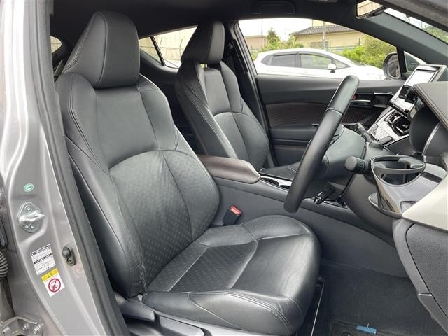 Toyota C-HR 2017 8264661-8