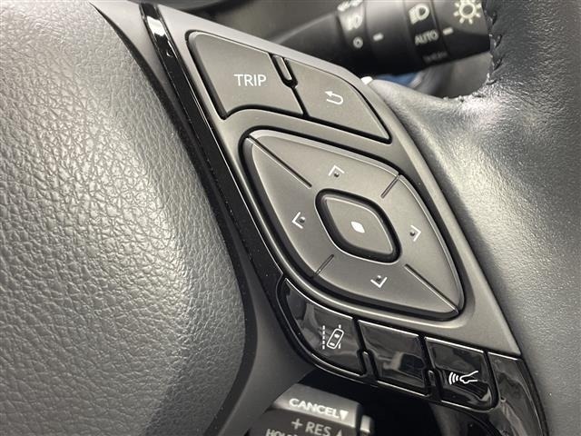 Toyota C-HR 2021 8264662-10