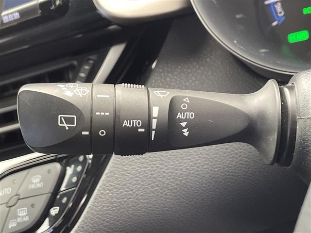 Toyota C-HR 2017 8264670-3