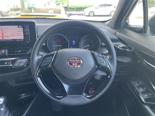 Toyota C-HR 2018 8264671-18