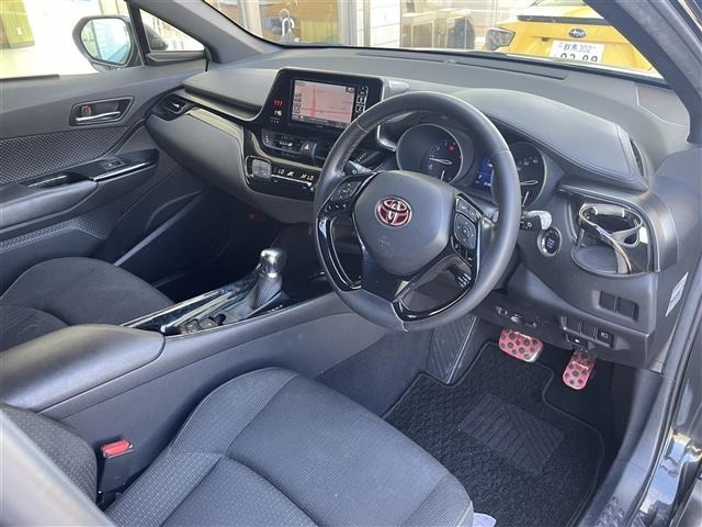 Toyota C-HR 2018 8264671-2