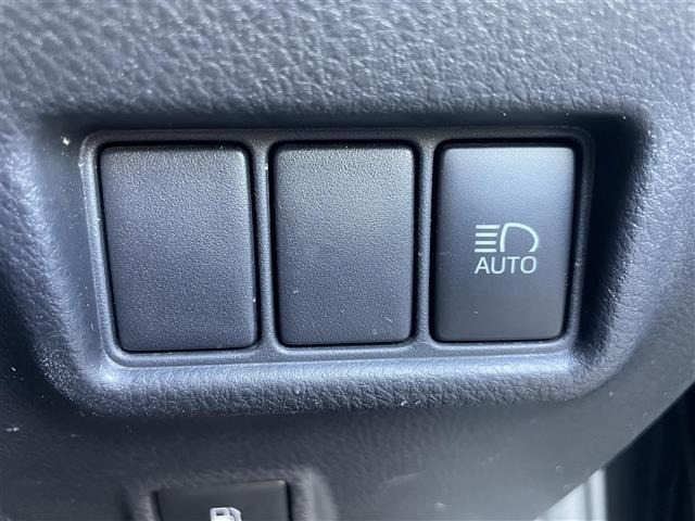 Toyota C-HR 2018 8264671-3