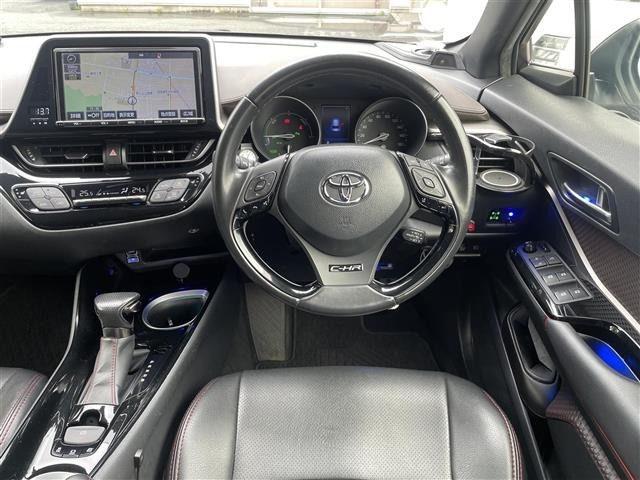 Toyota C-HR 2018 8264674-14
