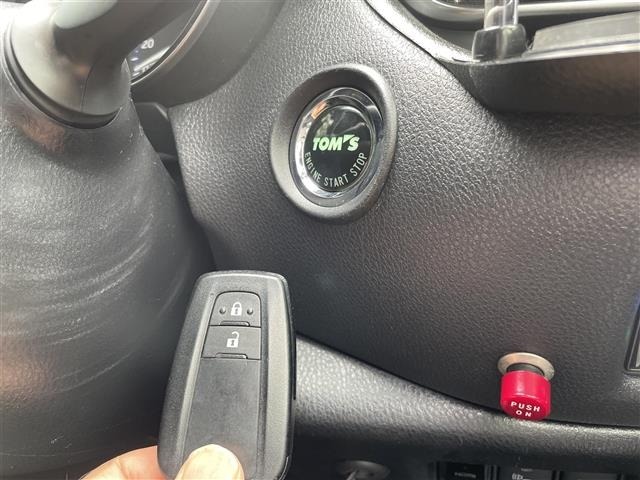 Toyota C-HR 2018 8264674-20