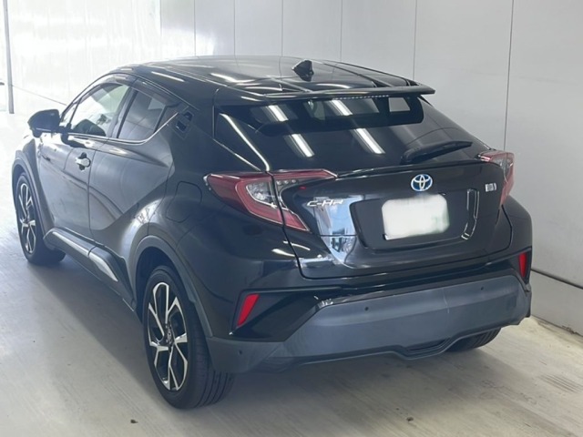 Toyota C-HR 2019 8264687-1