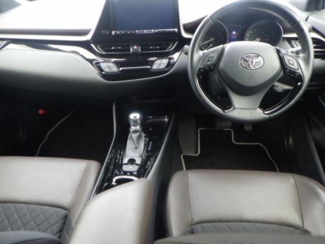 Toyota C-HR 2018 8264731-3