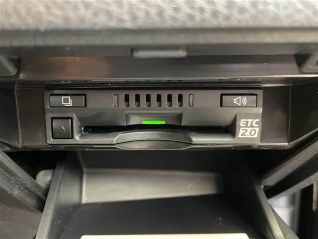 Toyota CAMRY 2018 8265778-18