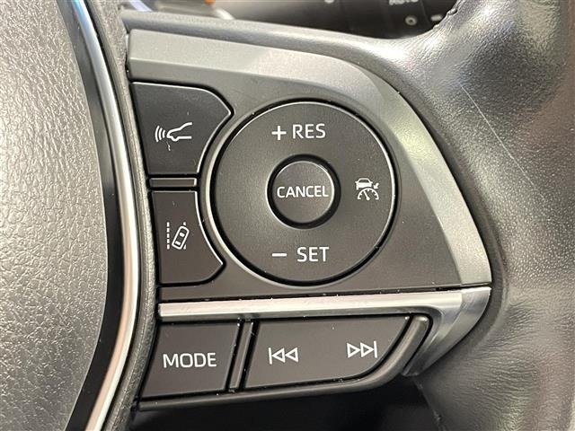 Toyota CAMRY 2019 8265779-17