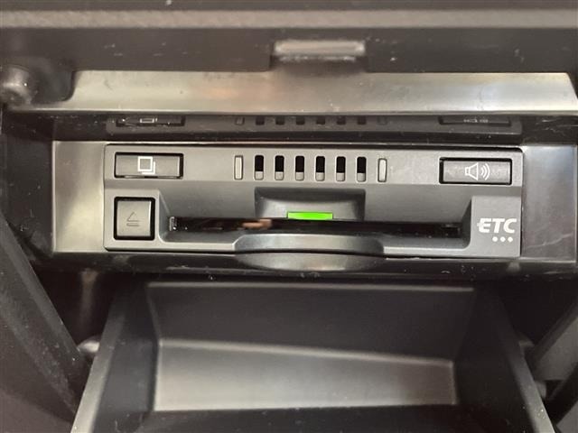 Toyota CAMRY 2018 8265787-18