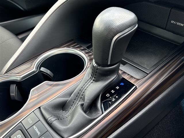 Toyota CAMRY 2018 8265788-2