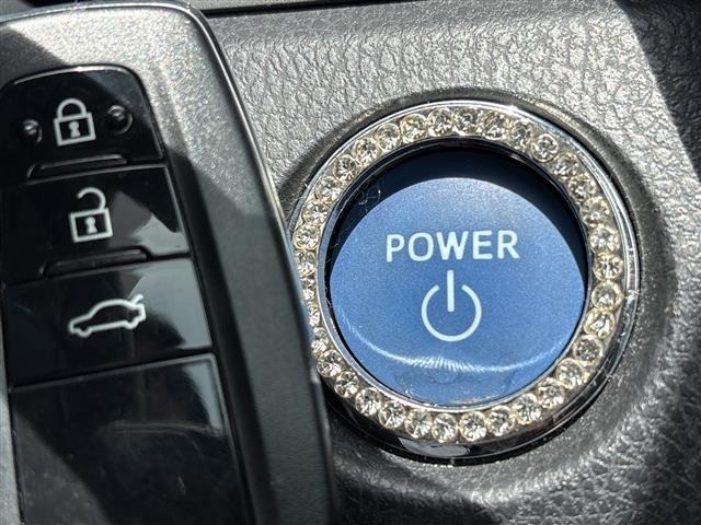 Toyota CAMRY 2018 8265788-8