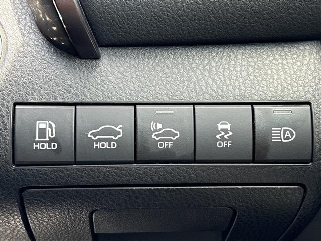 Toyota CAMRY 2018 8265788-9
