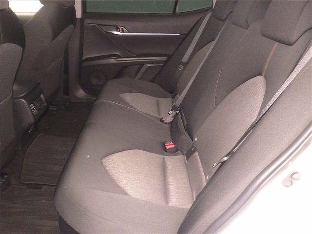 Toyota CAMRY 2017 8265805-7